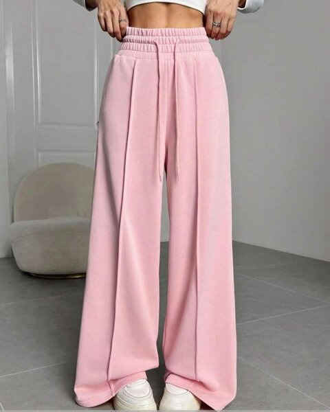 Pantalons larges tendance femme
