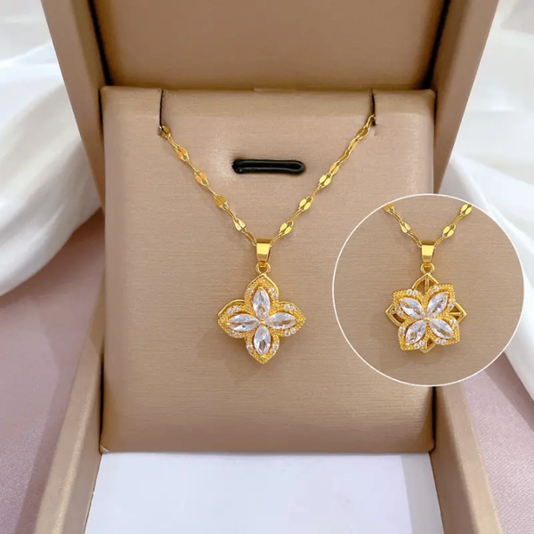 Collier Pendentif Fleur Doré