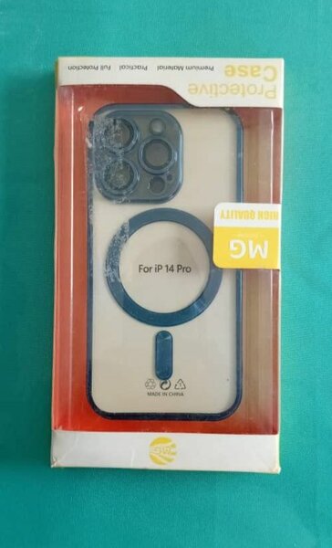 Coque pour Iphone 12 , 13 et 14 (pro et pro max )