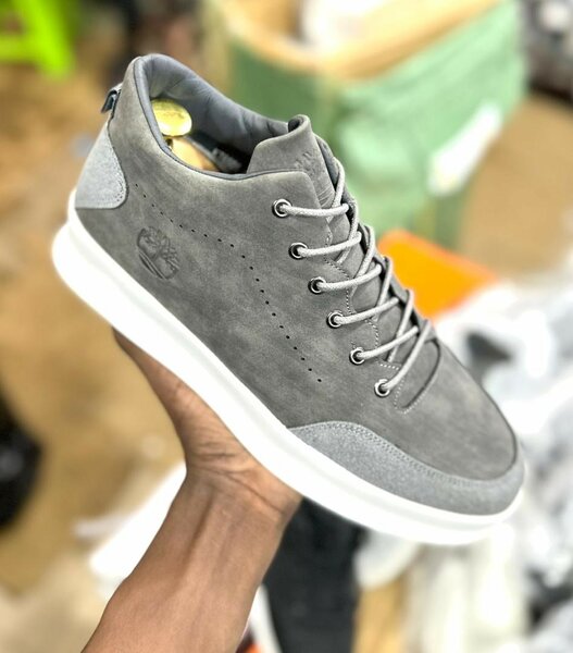 Basket homme