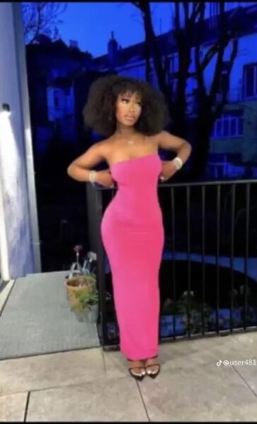 Robe longue rose élégante