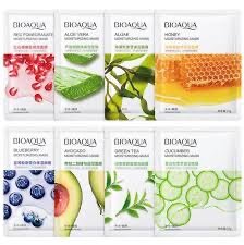 Moisturizing face mask