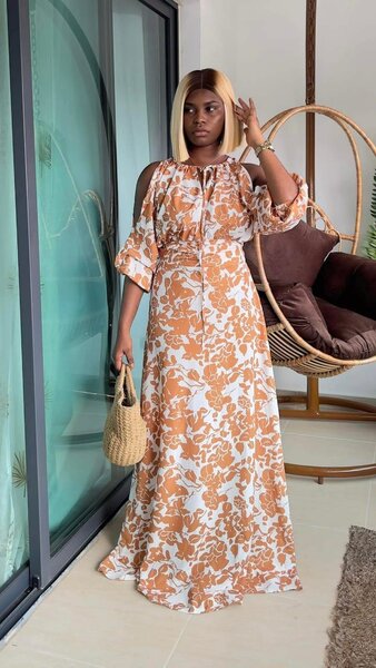 Robe maxi florale élégante