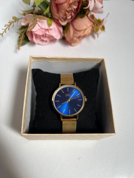 Ladies wrist watch