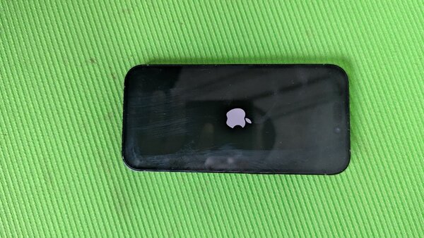 iPhone 14 pro.