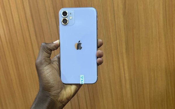 iPhone 11 simple