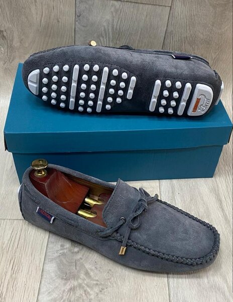 Mocassins en daim élégants