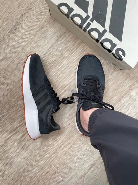Adidas 70s