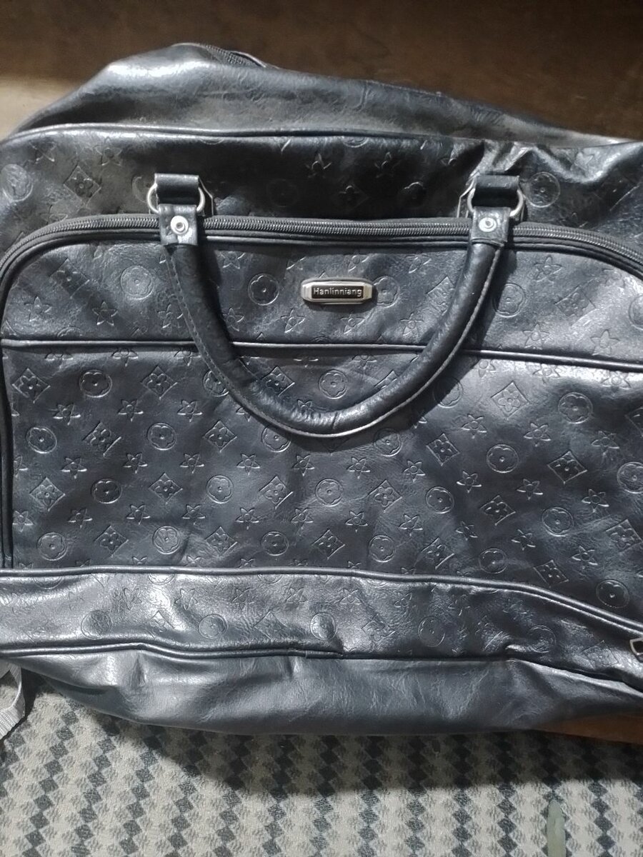 Sac de voyage en cuir noir
