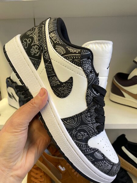 Air Jordon low