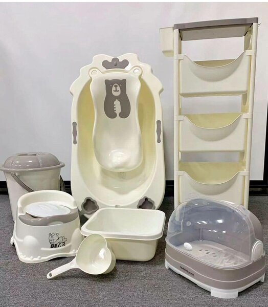 Bath tub set