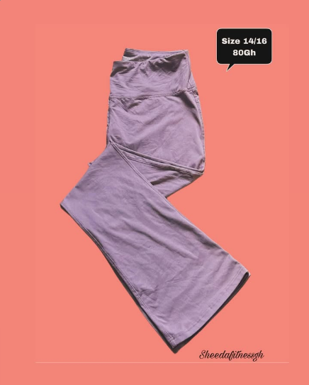 purple leggings