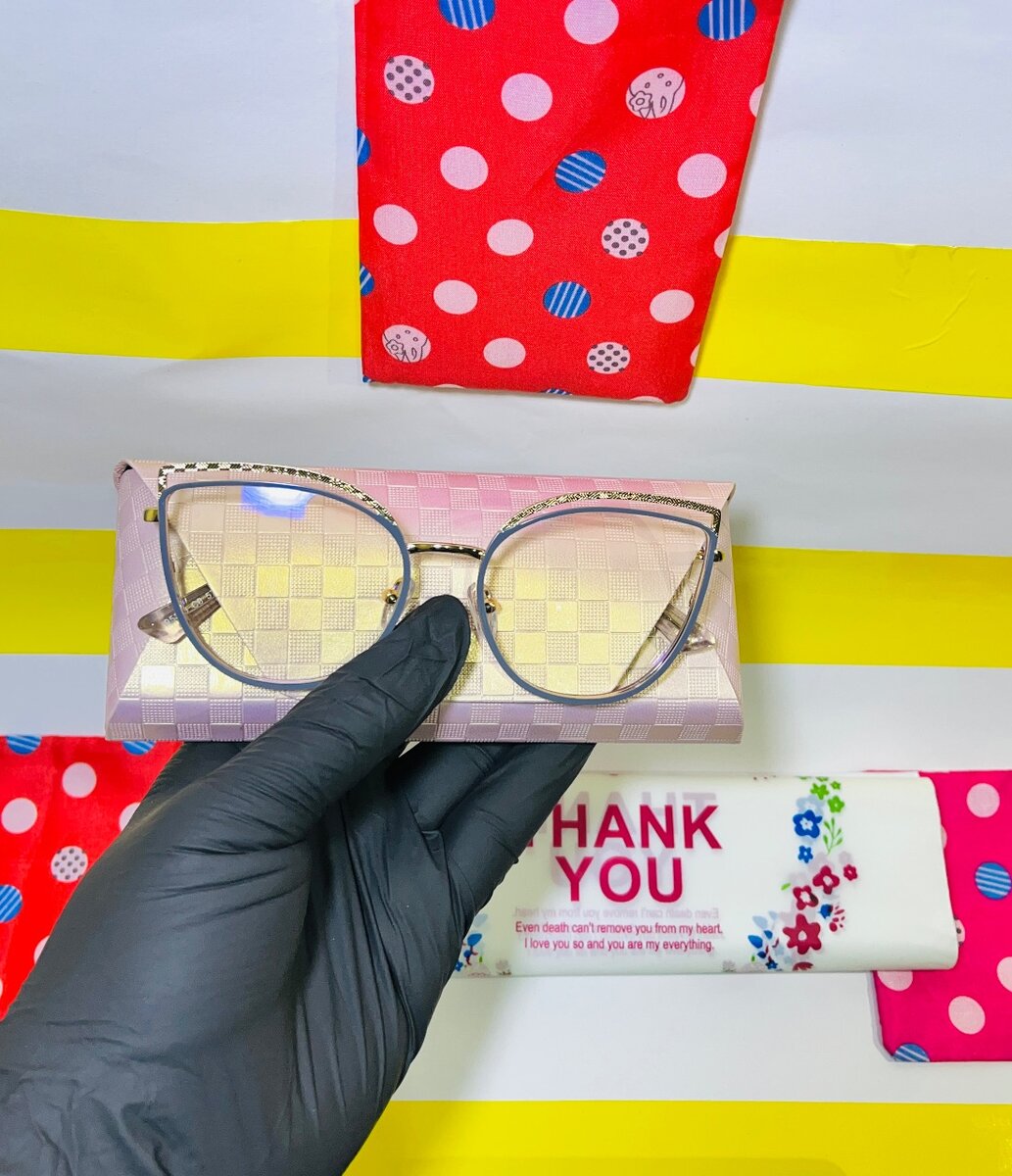 Ladies Frame.