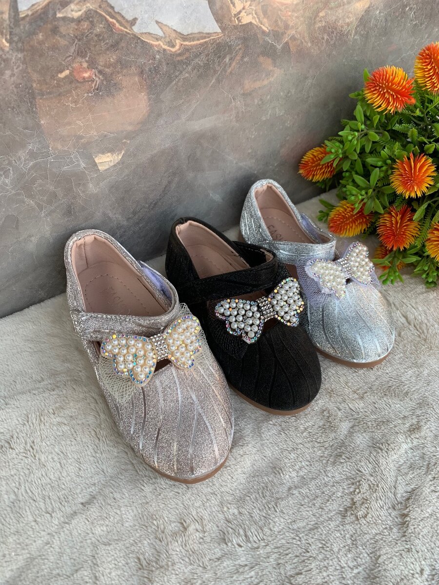 Bow tie shoes