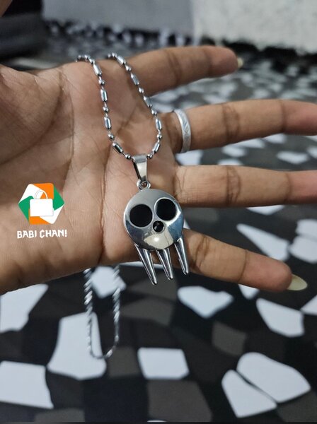 Pendentif ( manga ) chaîne et porte clé