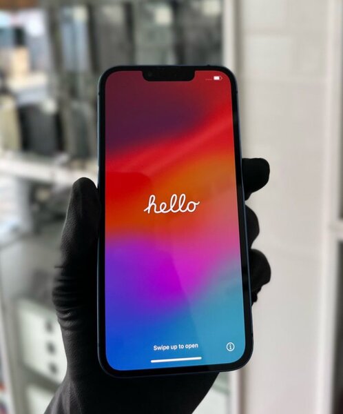 iPhone 13