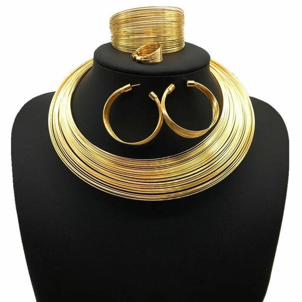 Ladies jewelry set