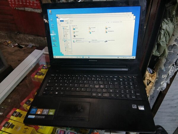 Ordinateur portable Lenovo
