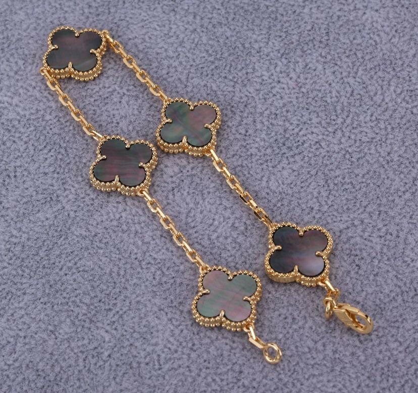 Bracelet miss