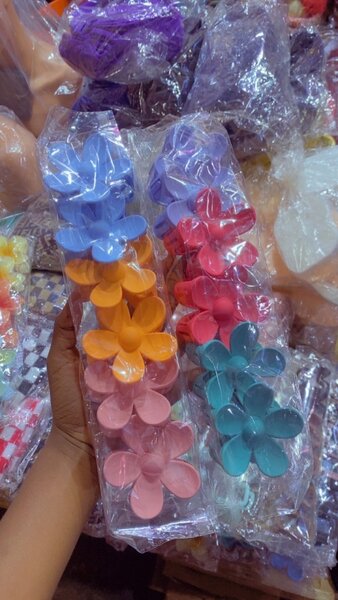 Barrette en fleurs