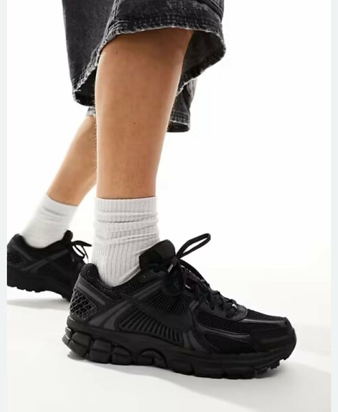 NIKE CLASSIC
