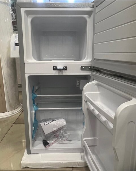 Nasco table top fridge, double door