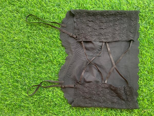 Sleeveless crop top