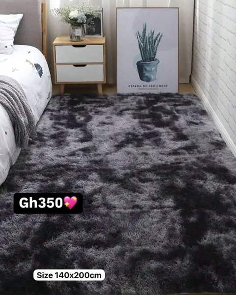 Fluffy carpet