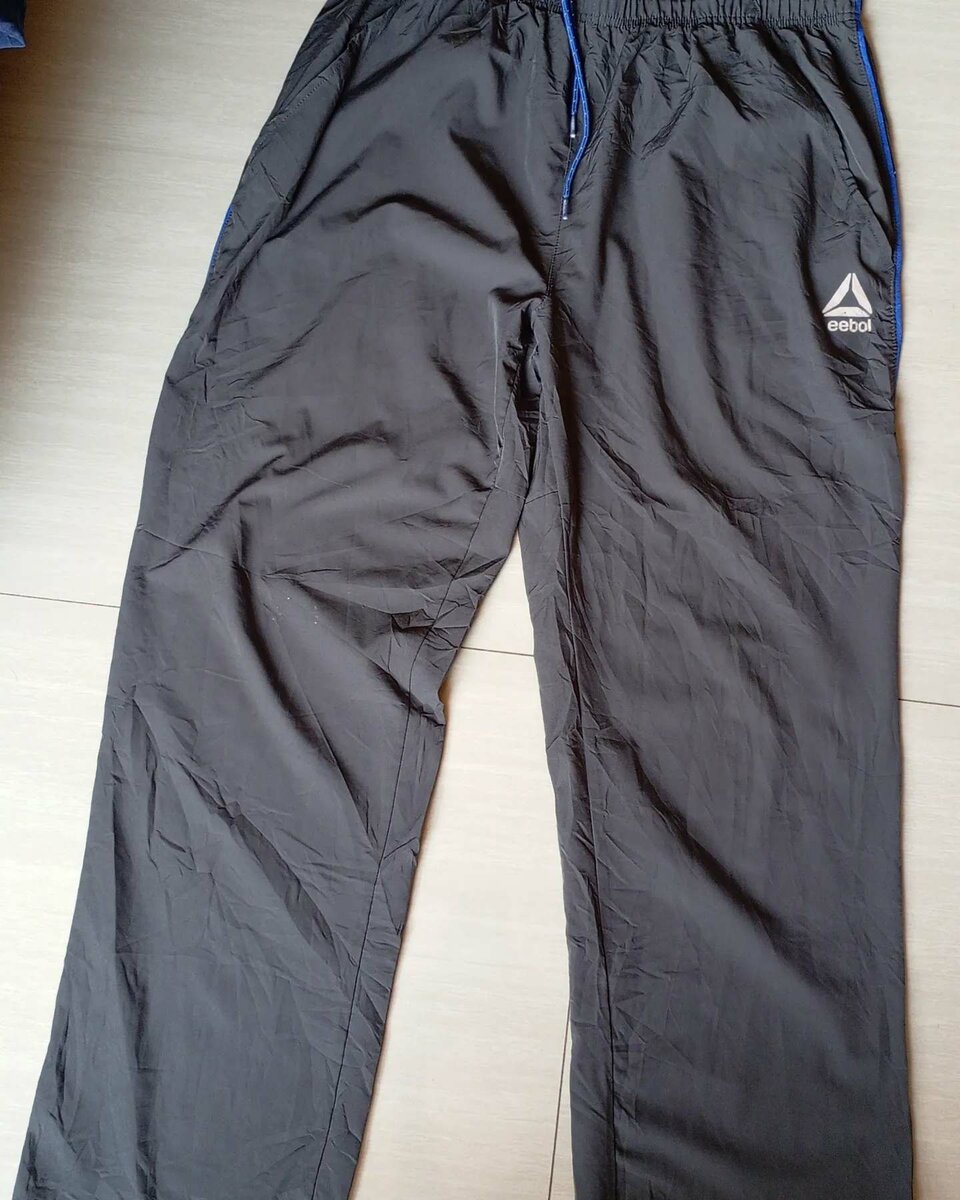 Reebok nylon bottom