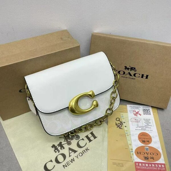COACH