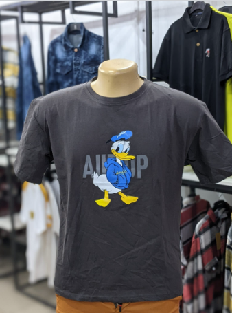 gray t-shirt