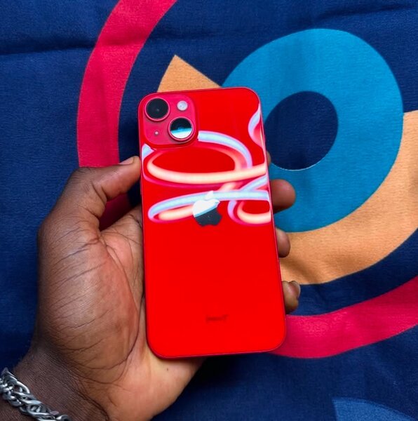 iPhone 13