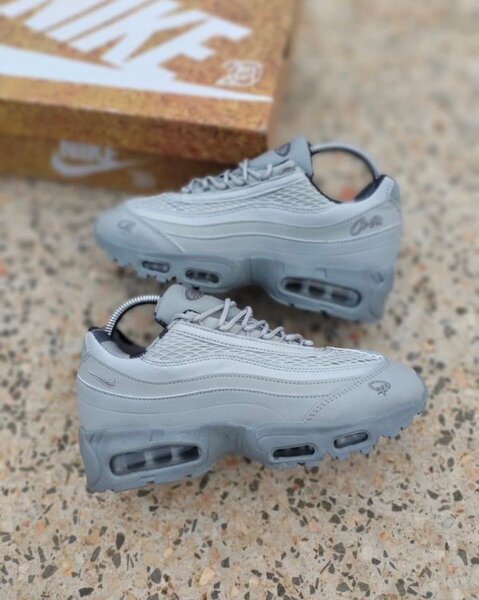 Nike disponible