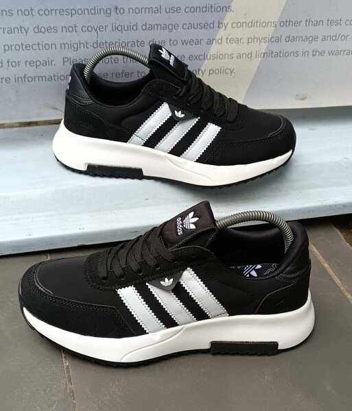 Baskets noires tendance homme