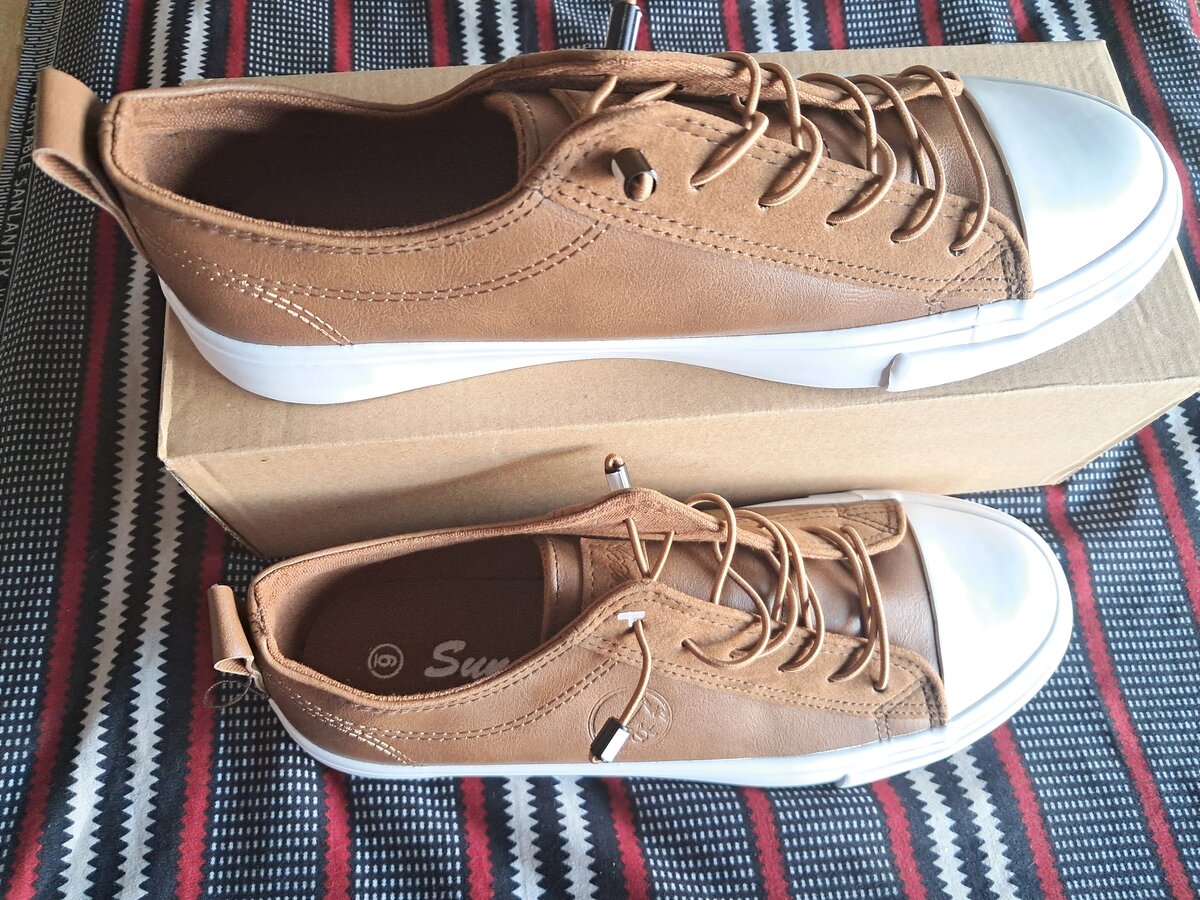 Sunny Shoe