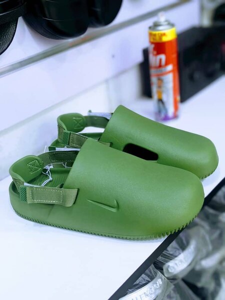 Nike slide