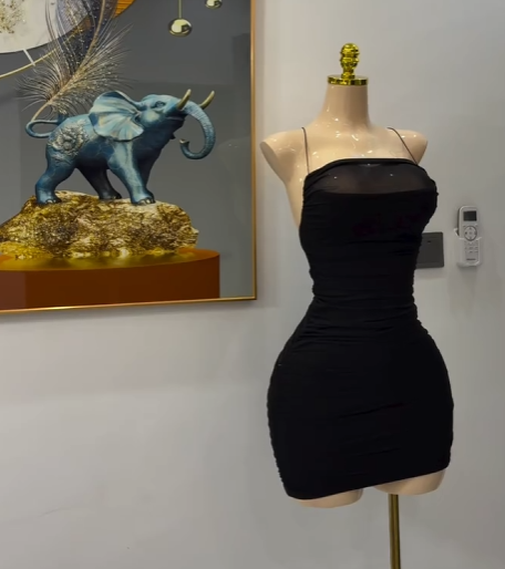 Short dress black