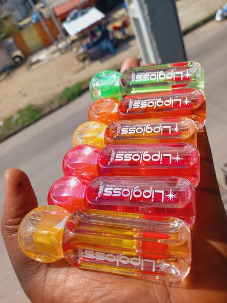 1 gloss