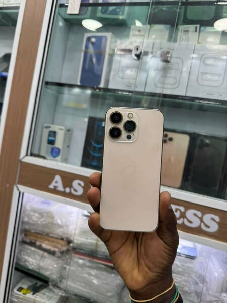 iPhone 13 Pro 0100671054
