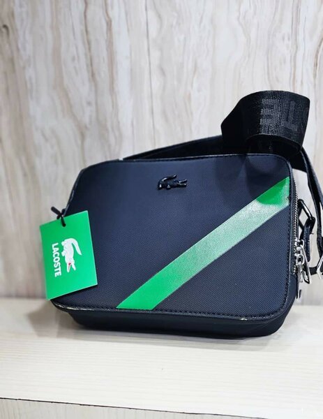 Saccoche LACOSTE