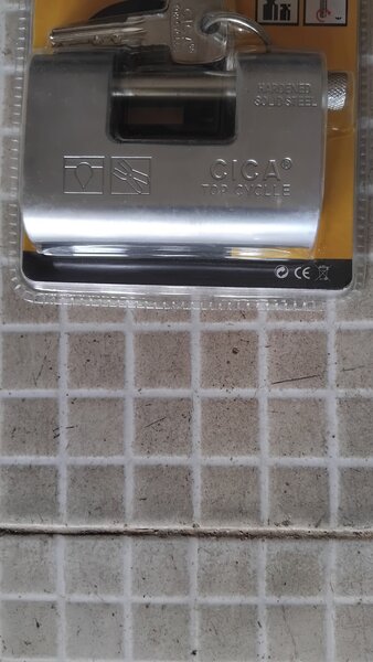 Cica Padlock