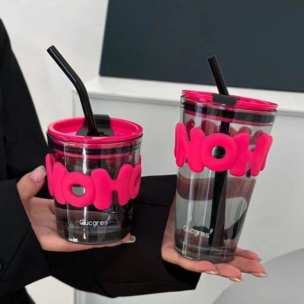 Mug with straw
