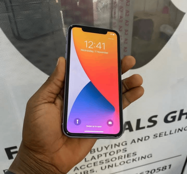 iPhone 11
