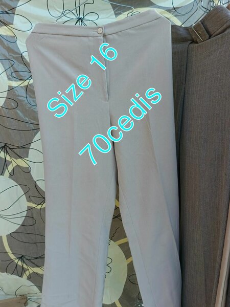 Material Trousers