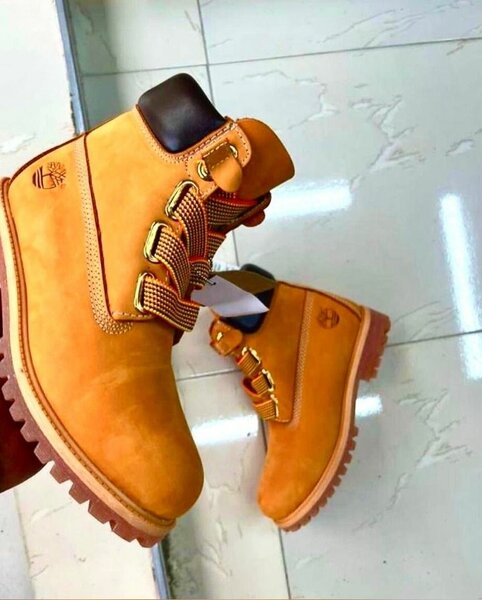 Original Brown Timberland Boot