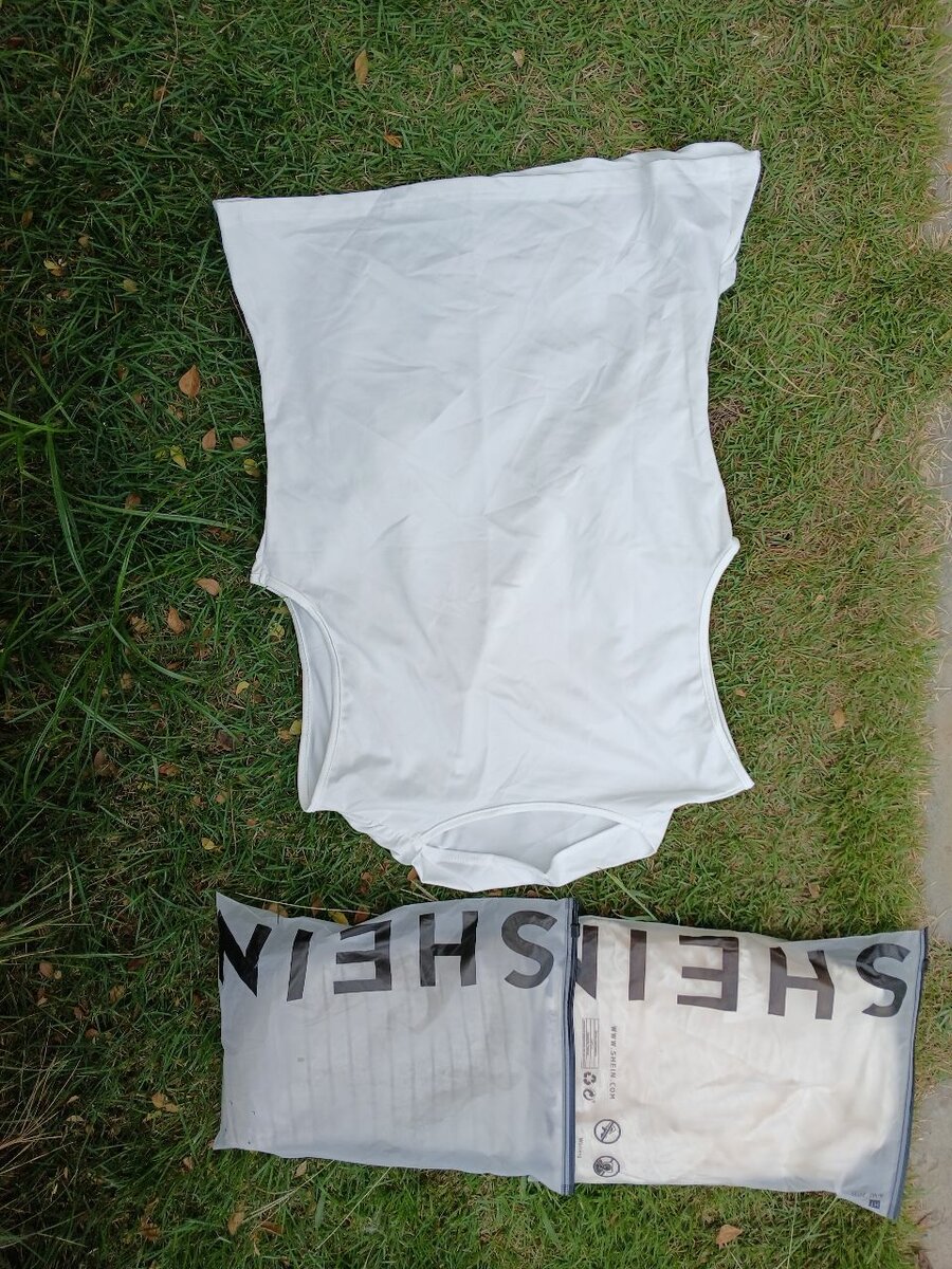 Sleeveless wear