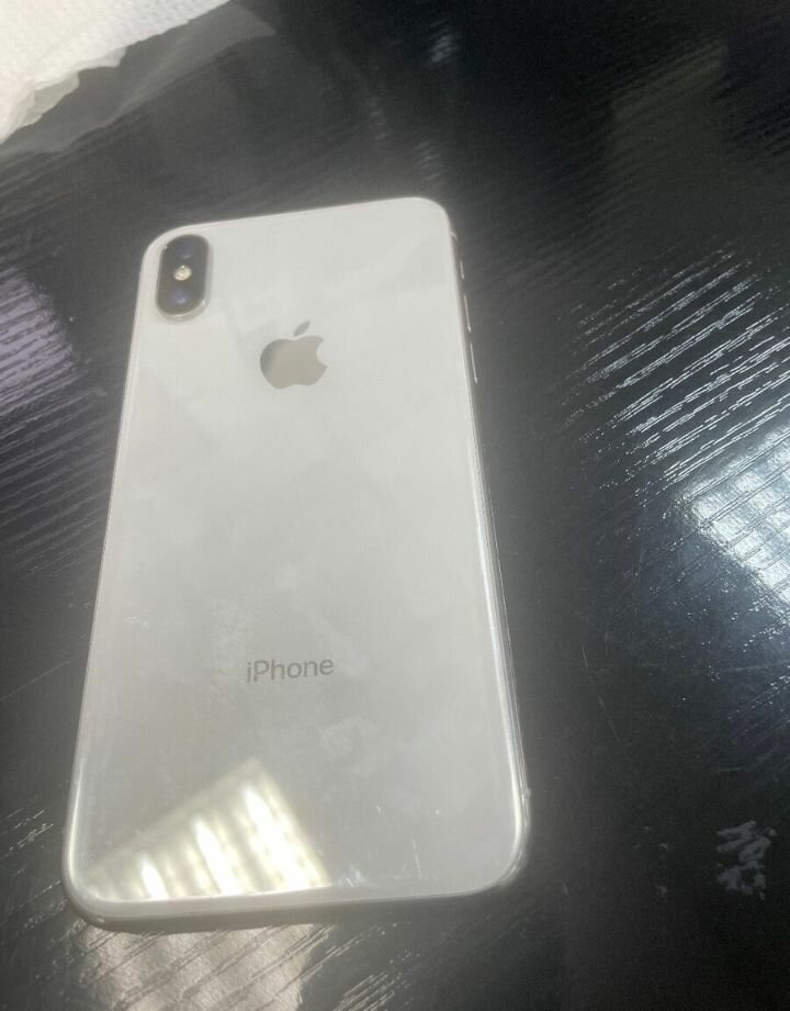 iPhone X
