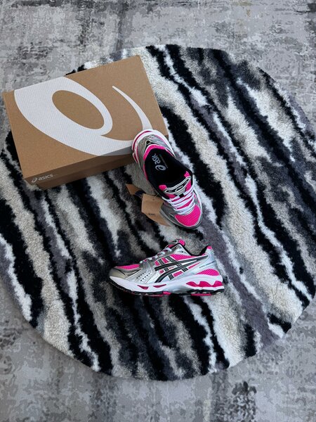 ASICS
