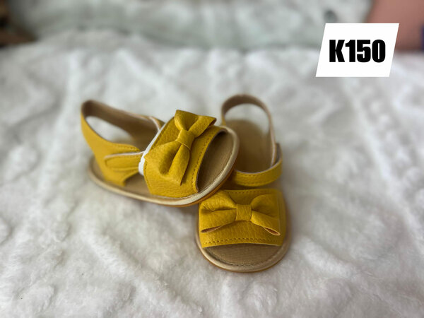 Children's shoes