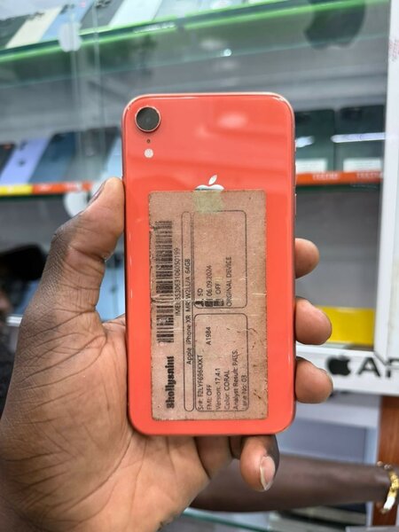 iPhone XR